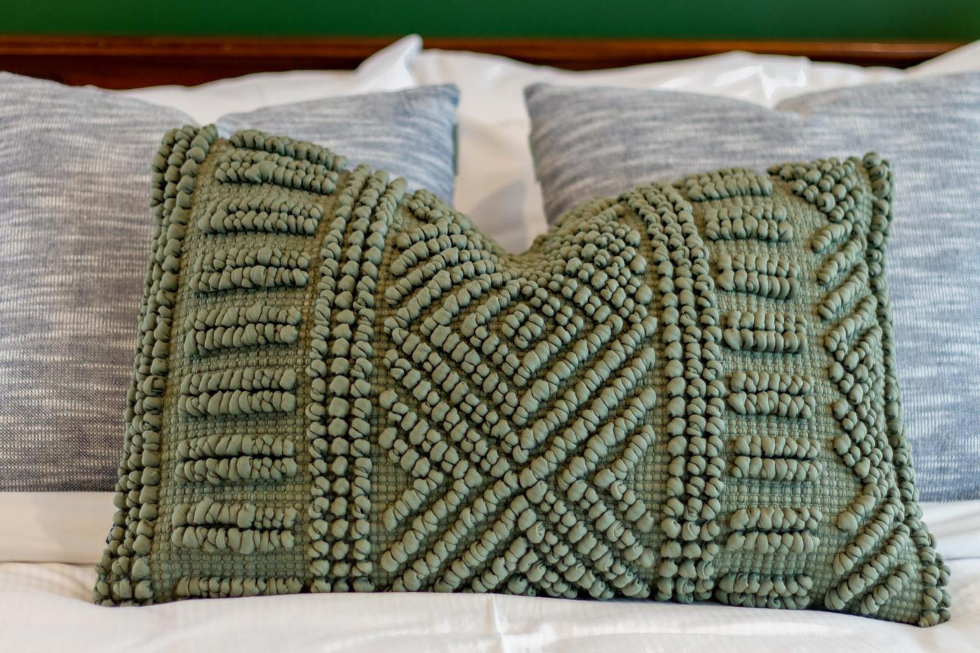 Gorgeous In Green - 2 Bed Central Oasis W/King Bed Christchurch Exterior foto