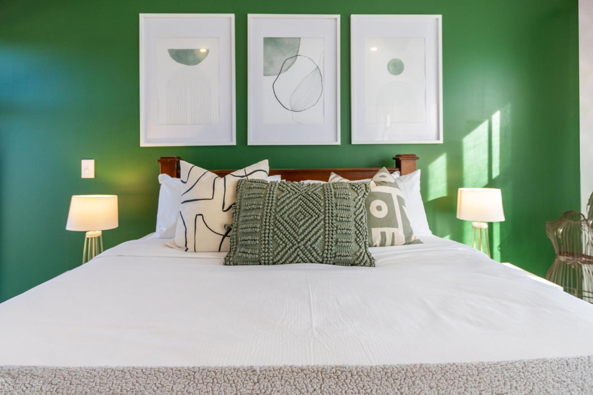 Gorgeous In Green - 2 Bed Central Oasis W/King Bed Christchurch Exterior foto